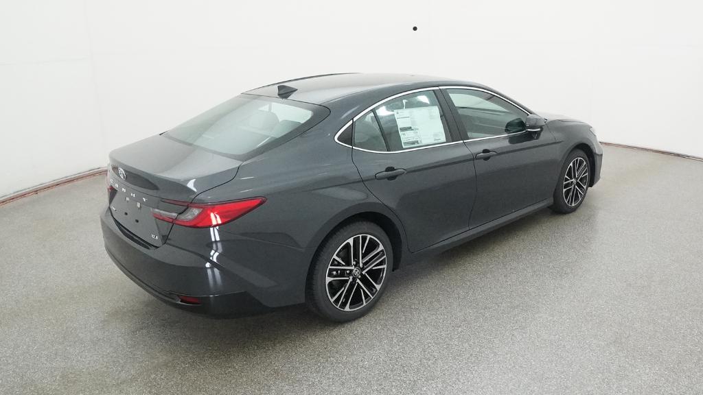 2026 Toyota Camry XLE - Photo 25