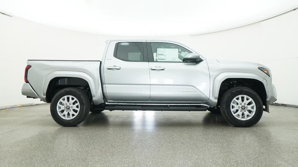 New 2025 Toyota Tacoma SR5 4X4 DOUBLE CAB