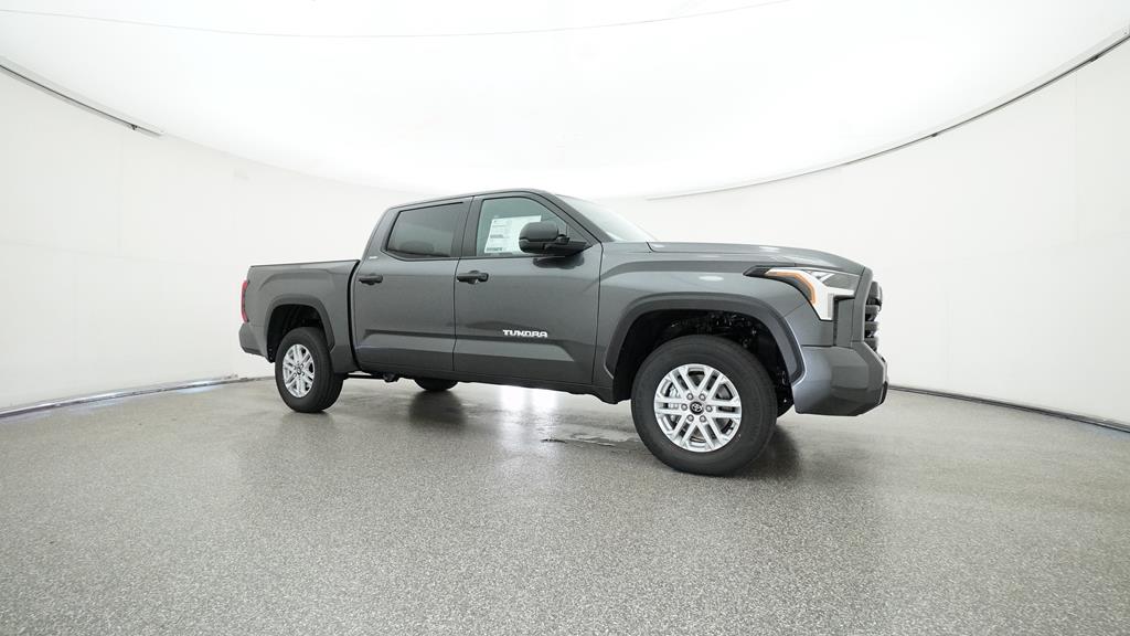 2025 Toyota Tundra SR5 - Photo 15