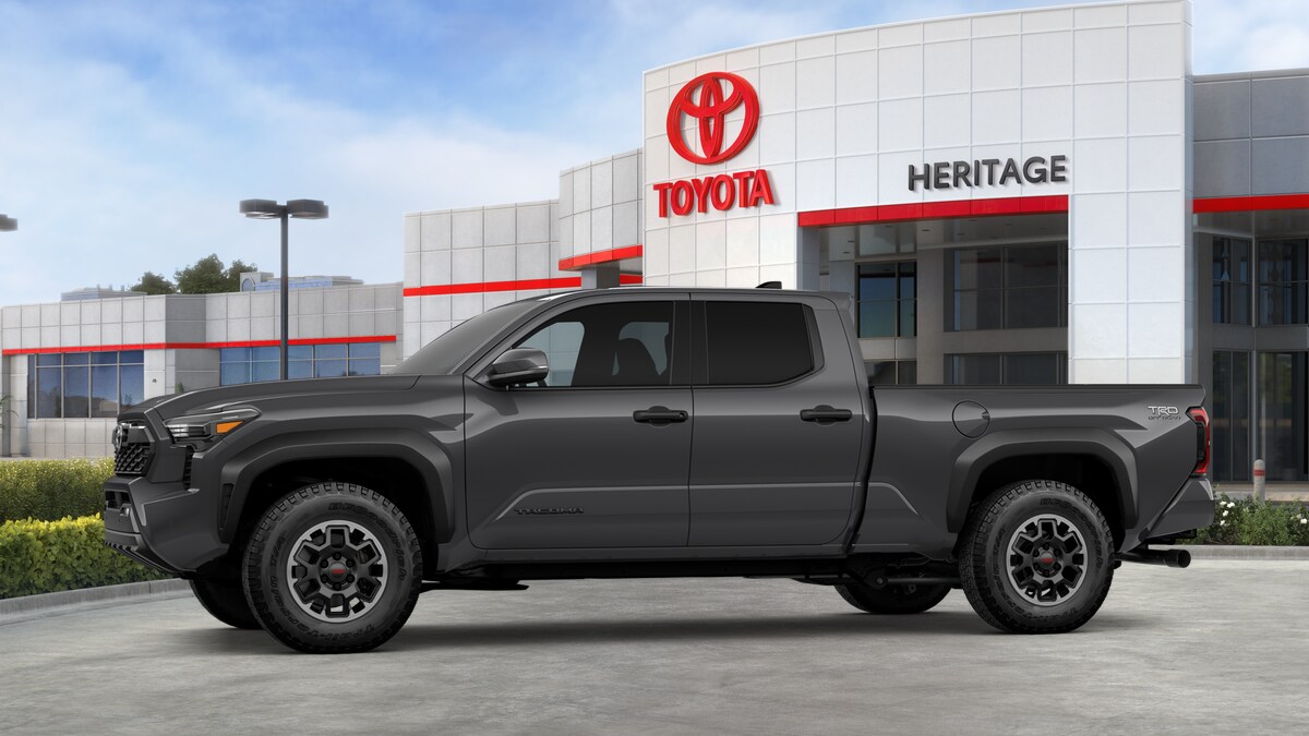 2025 Toyota Tacoma TRD Off-Road photo 3