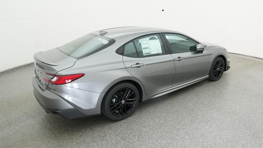 2026 Toyota Camry SE photo 3