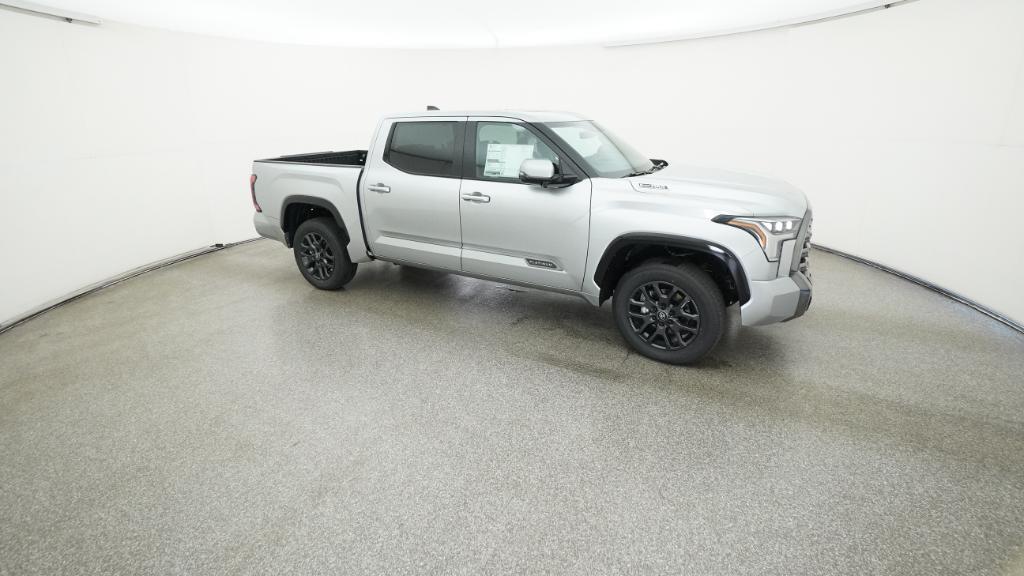 2025 Toyota Tundra Platinum - Photo 29