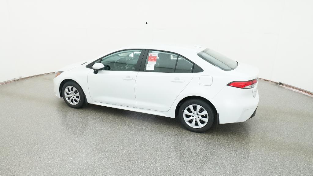 2026 Toyota Corolla LE photo 4