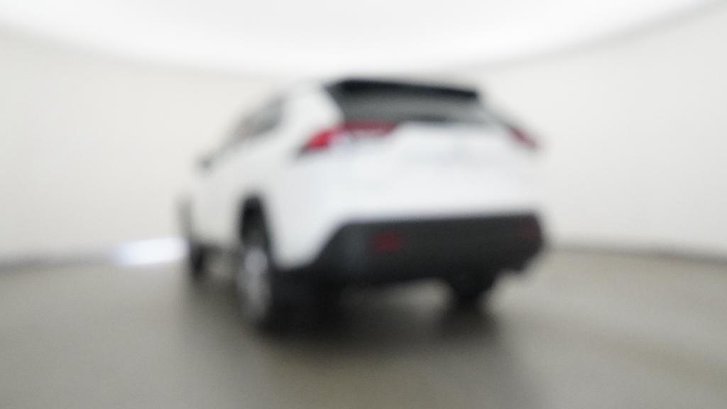 2025 Toyota RAV4 XLE photo 2