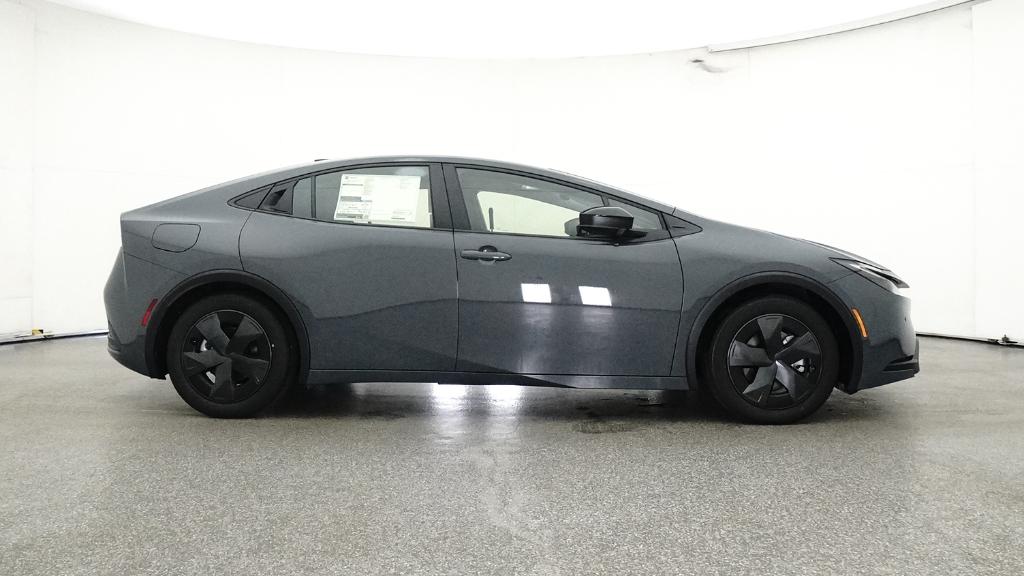 2026 Toyota Prius Plug-in Hybrid SE - Photo 61