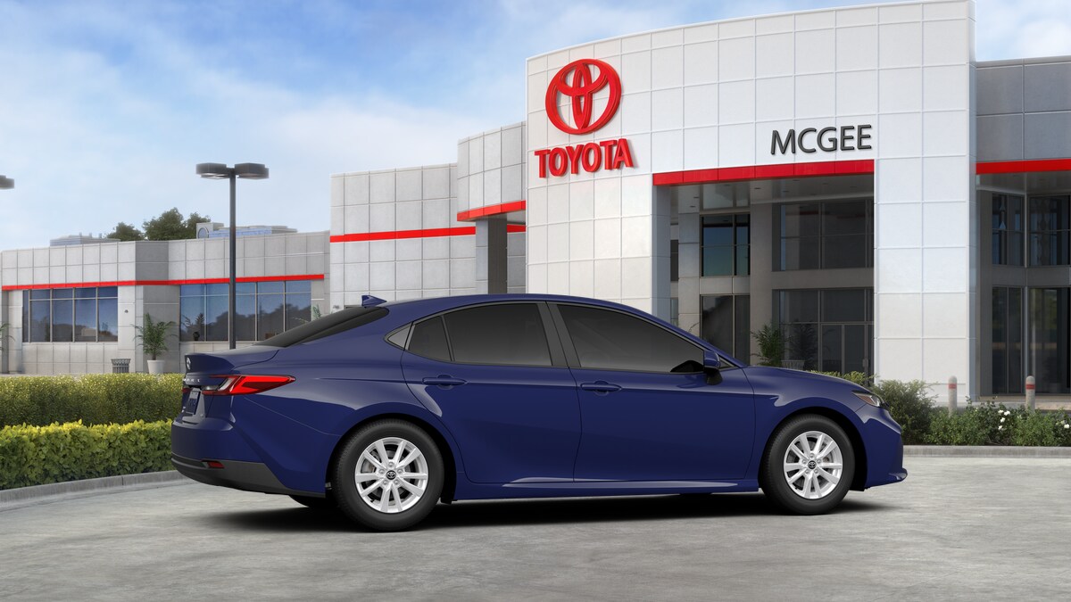 2026 Toyota Camry LE - Photo 38