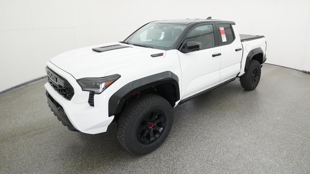 2025 Toyota Tacoma TRD Pro - Photo 2
