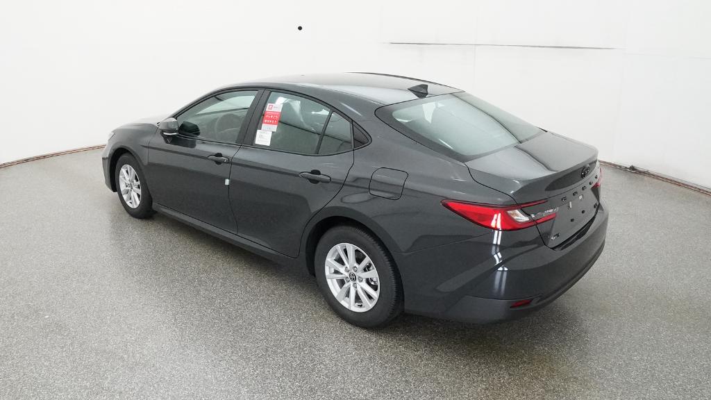 2026 Toyota Camry LE photo 4