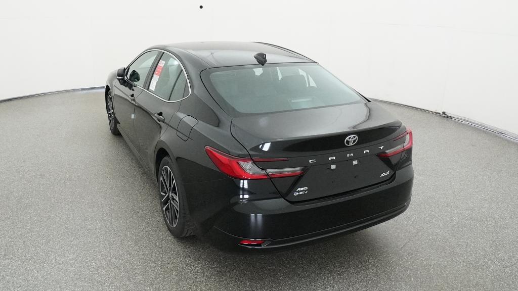 2026 Toyota Camry XLE photo 3