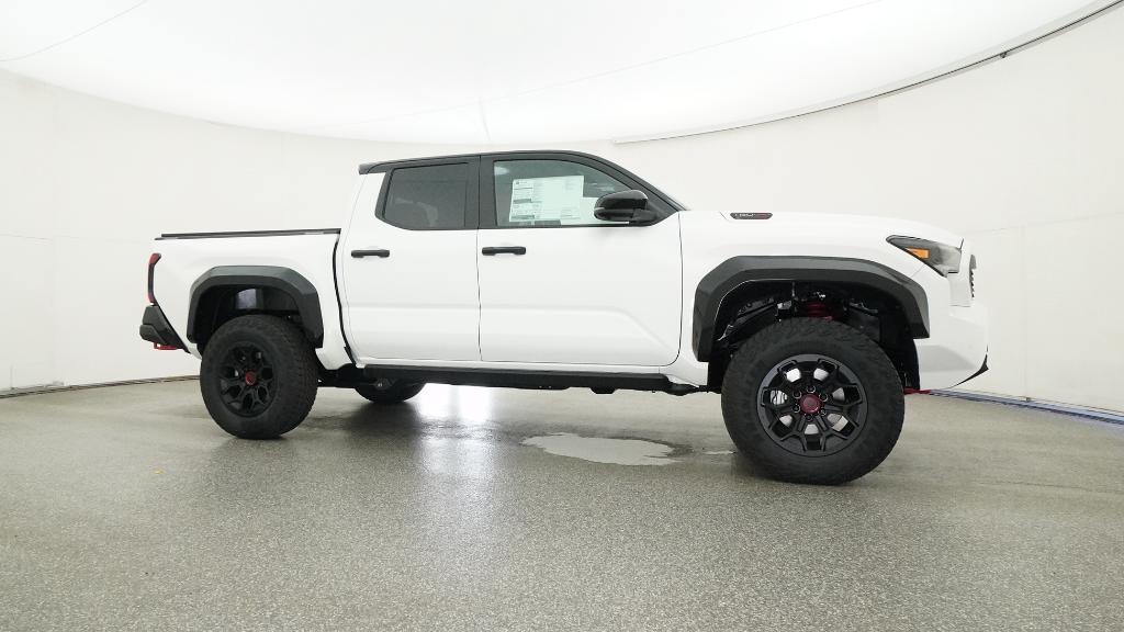 2025 Toyota Tacoma TRD Pro - Photo 3