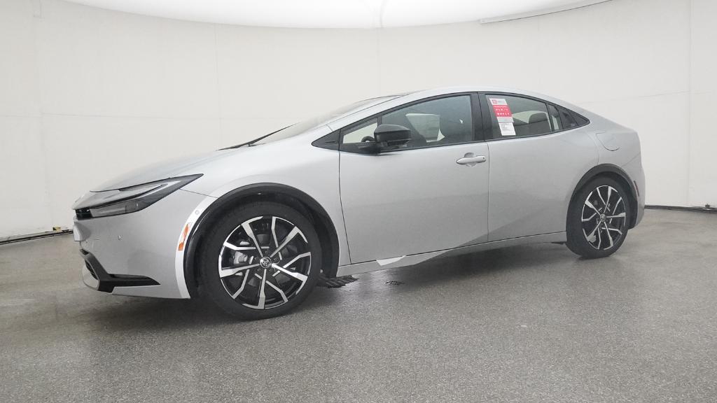 2026 Toyota Prius Plug-in Hybrid XSE Premium - Photo 14