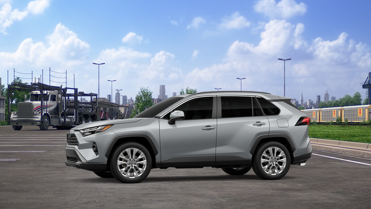 2025 Toyota RAV4 Premium XLE photo 3