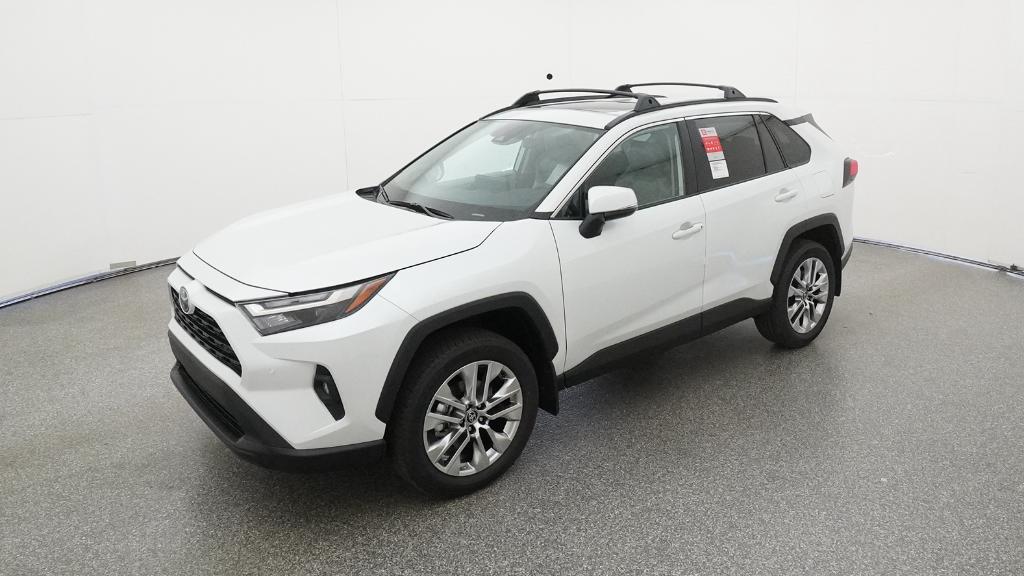 2025 Toyota RAV4 XLE Premium's photo