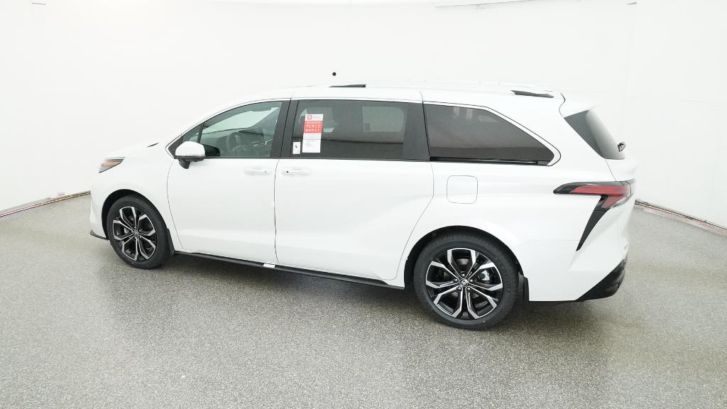 2025 Toyota Sienna Platinum photo 4