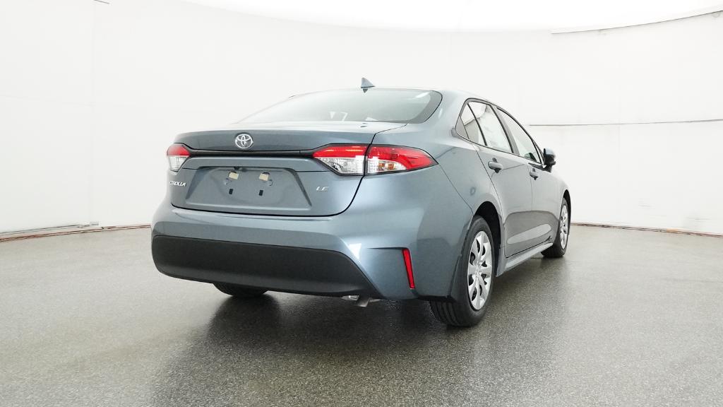 2026 Toyota Corolla LE photo 2