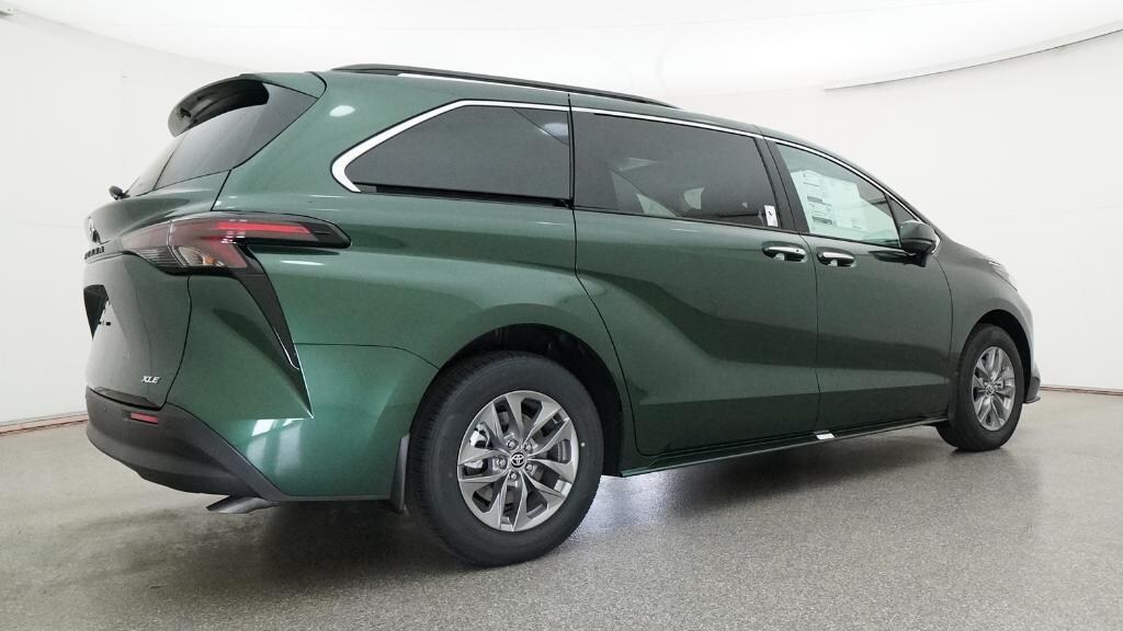 New 2026 Toyota Sienna XLE Van Passenger Van