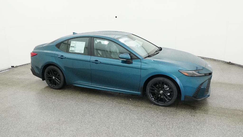2026 Toyota Camry SE photo 4
