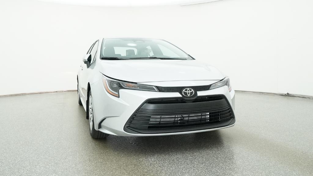 2026 Toyota Corolla LE photo 4
