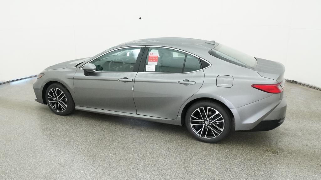 2026 Toyota Camry XLE photo 4