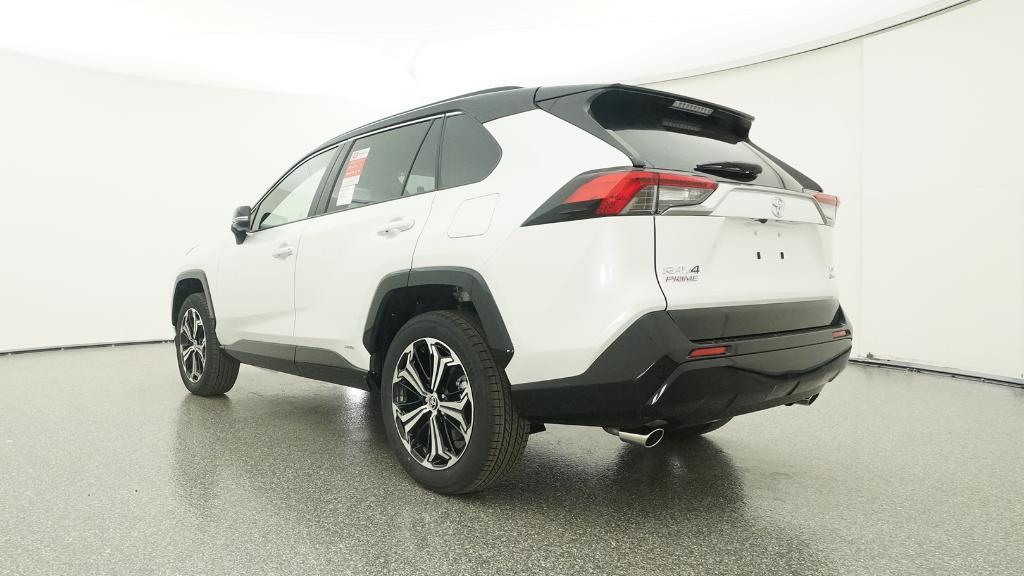 2025 Toyota RAV4 XSE Hybrid photo 2