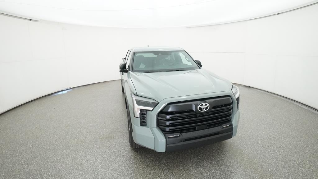 2025 Toyota Tundra SR5 - Photo 8