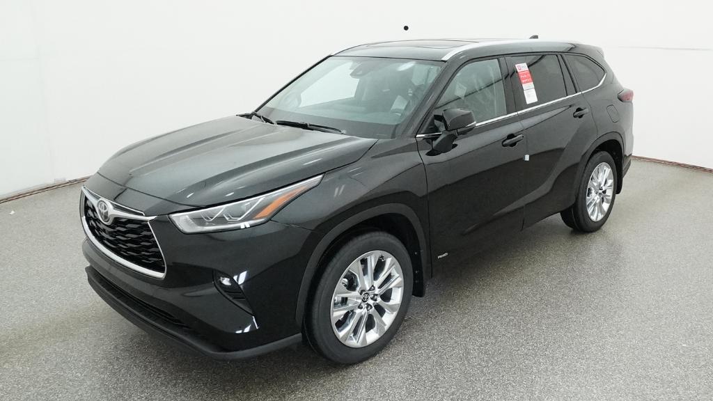 2026 Toyota Highlander Hybrid Limited AWD's photo