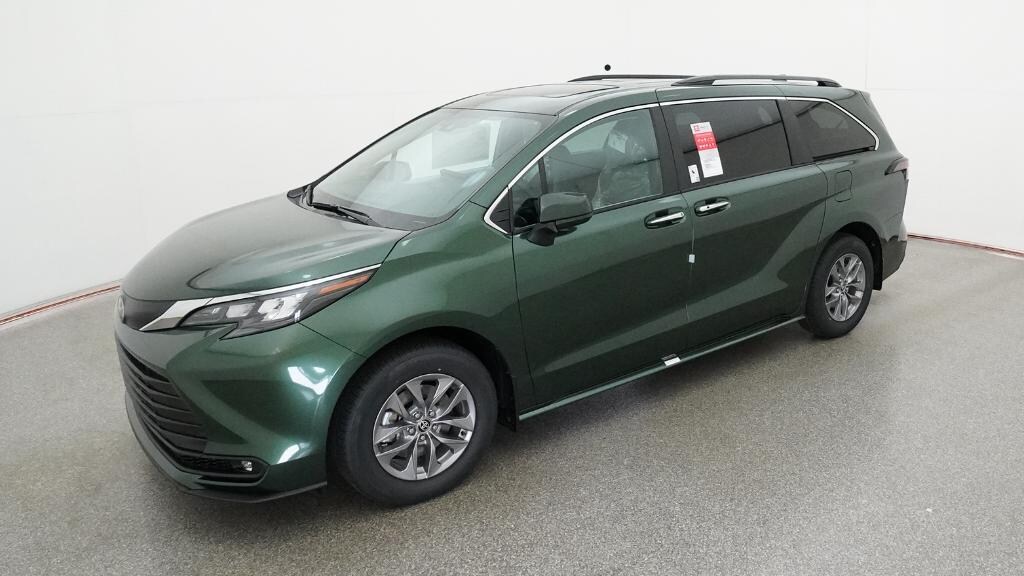 New 2026 Toyota Sienna XLE Van Passenger Van