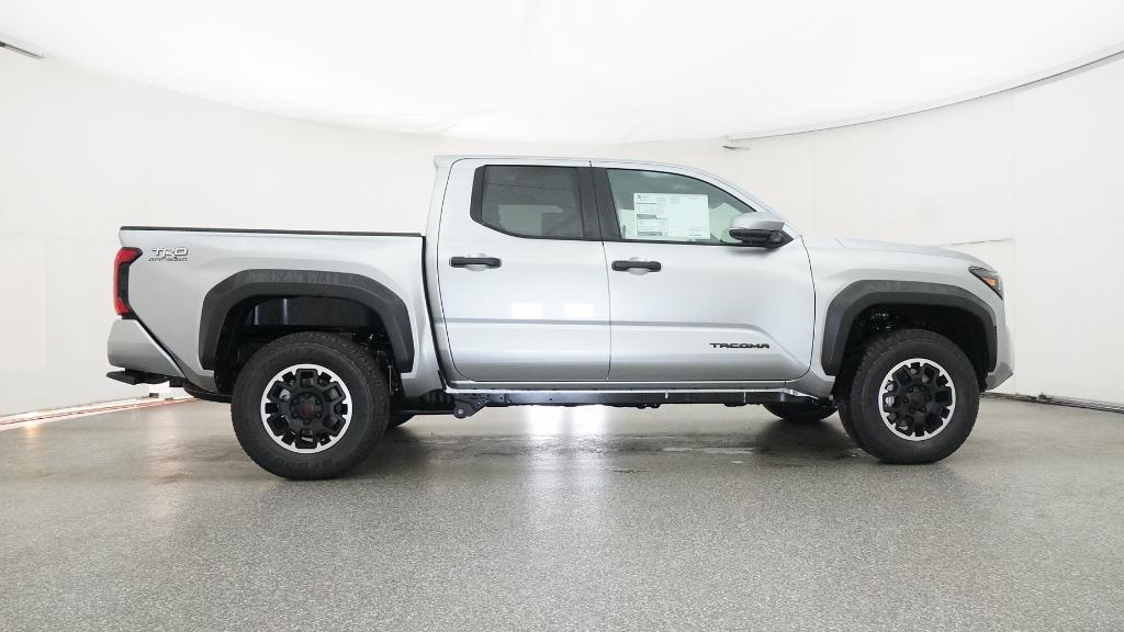 2025 Toyota Tacoma TRD Off Road - Photo 8
