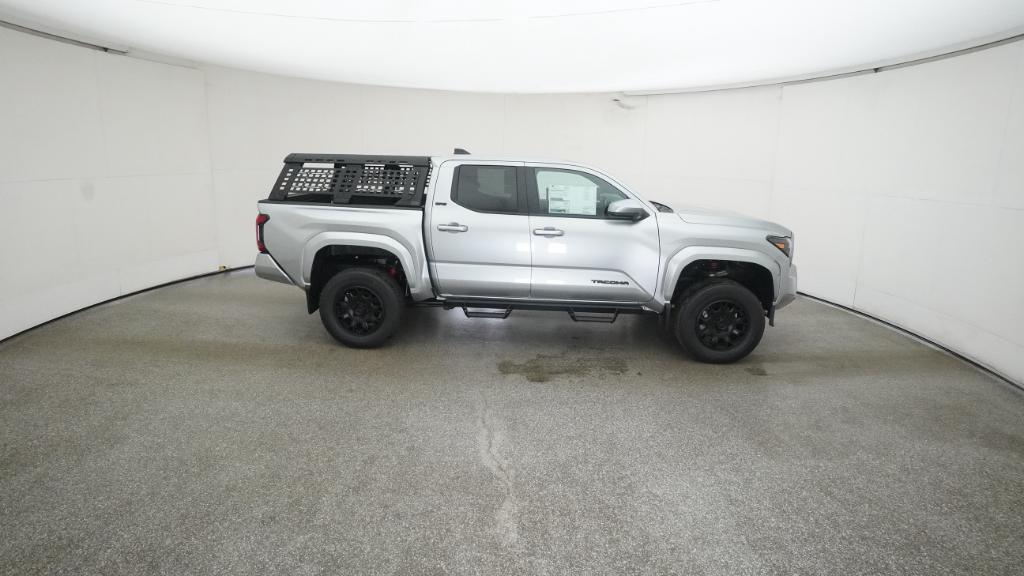 2025 Toyota Tacoma SR5 Double Cab photo 3