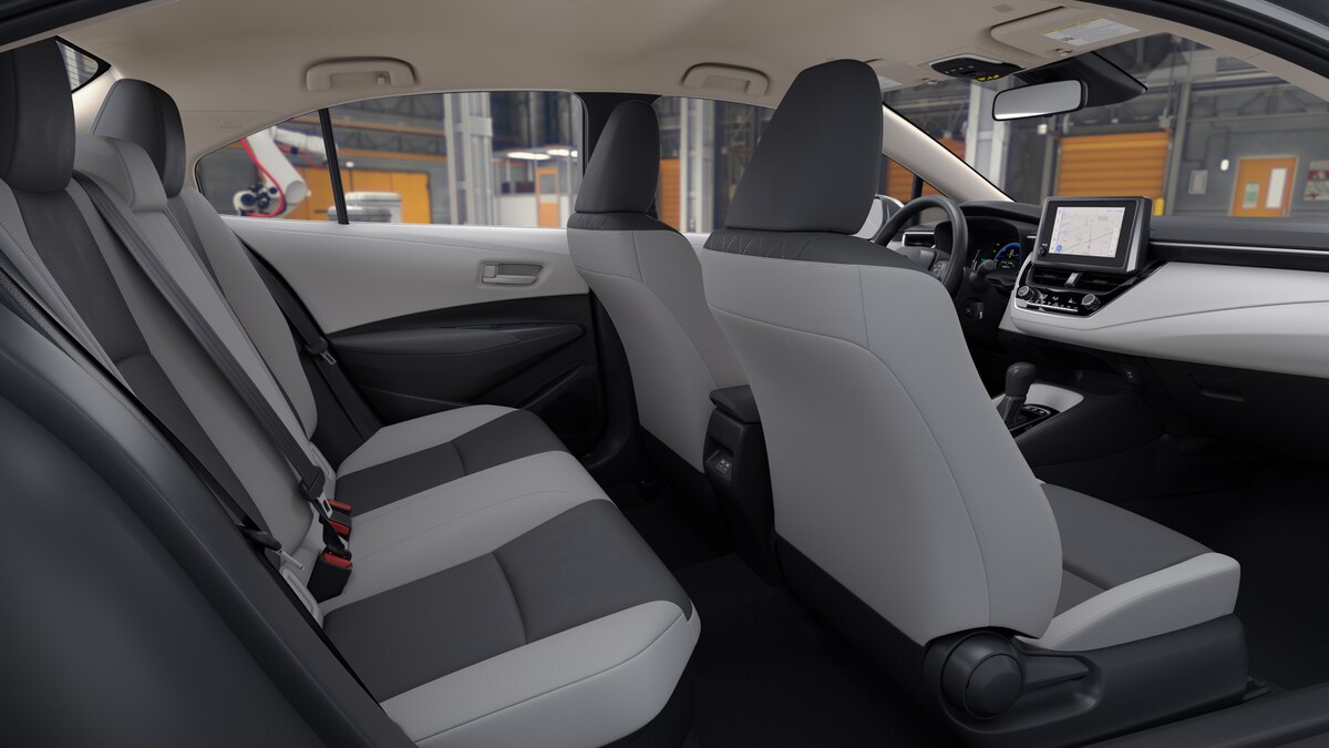 2026 Toyota Corolla LE - Photo 21