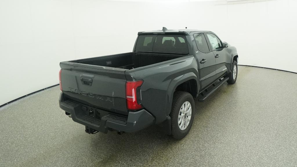 2026 Toyota Tacoma SR5 - Photo 35