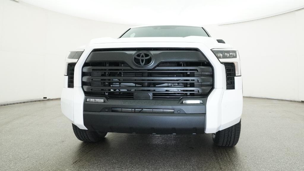 New 2026 Toyota Tundra SR5 SR5 CREWMAX 5.5