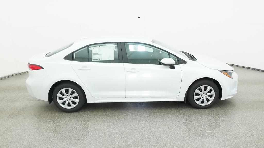 2026 Toyota Corolla LE photo 3