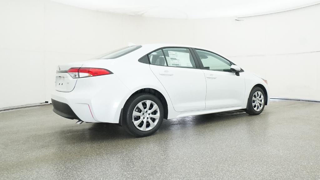 2026 Toyota Corolla LE photo 2