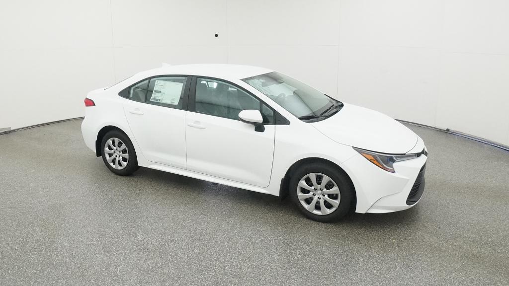 2026 Toyota Corolla LE photo 3