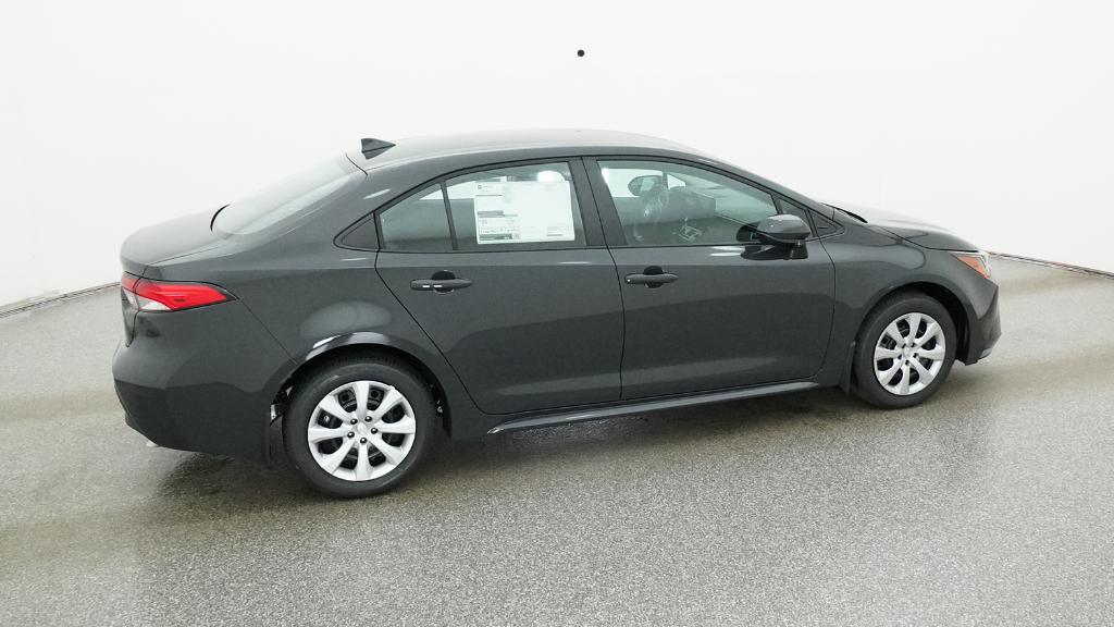 2026 Toyota Corolla LE photo 3