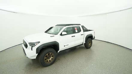 2026 Toyota Tacoma i-FORCE MAX Trailhunter 4X4 DOUBLE CAB HV