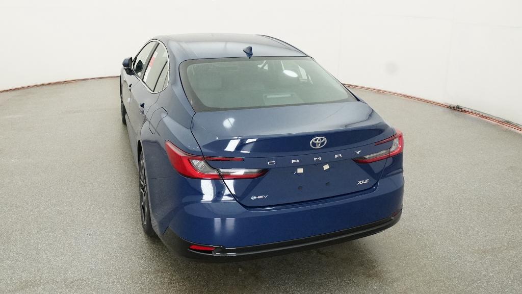 2026 Toyota Camry XLE - Photo 32