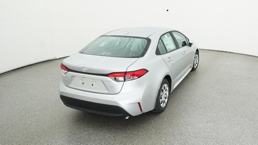 2026 Toyota Corolla LE photo 4