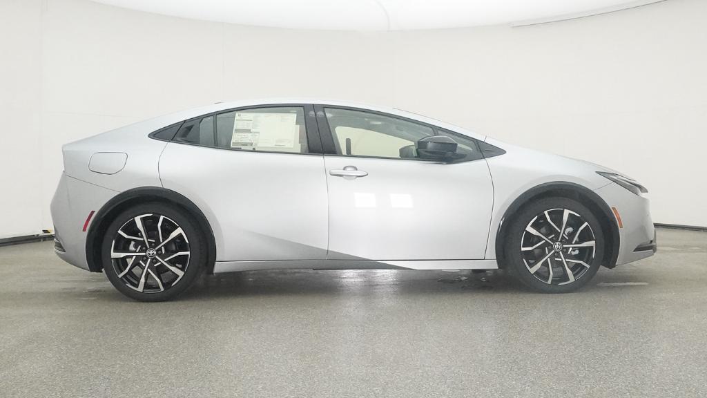 2025 Toyota Prius XSE - Photo 43