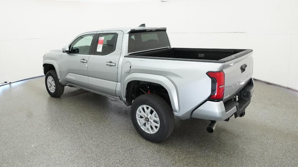 2026 Toyota Tacoma SR5 - Photo 15