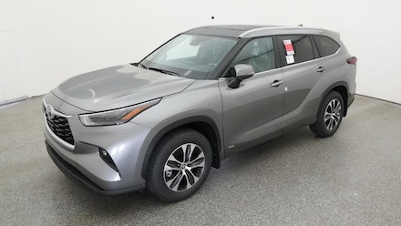 2026 Toyota Highlander Hybrid XLE SUV