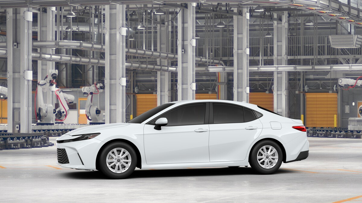 2026 Toyota Camry LE photo 3