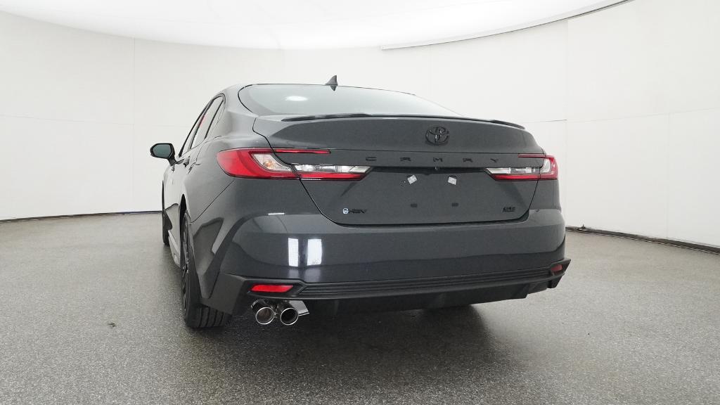 2026 Toyota Camry SE photo 4