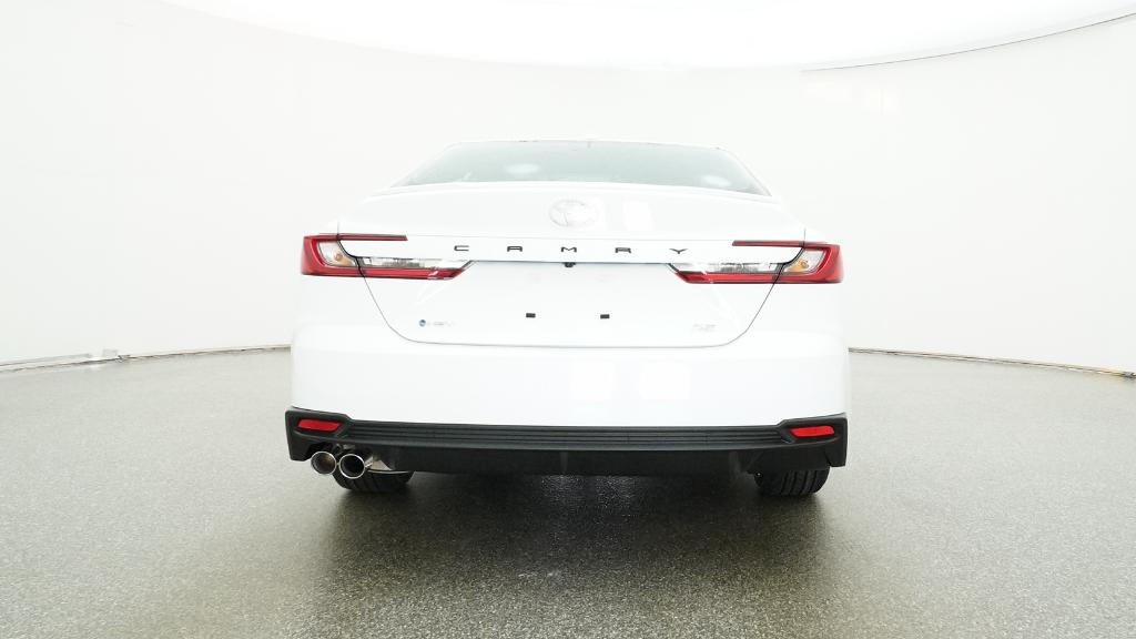 2026 Toyota Camry SE photo 3