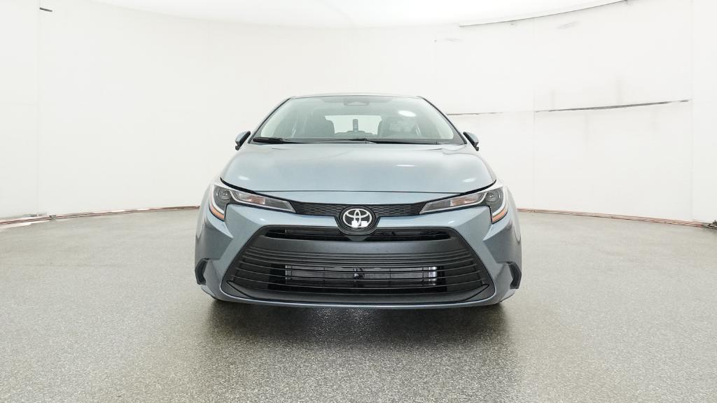 2026 Toyota Corolla LE photo 4