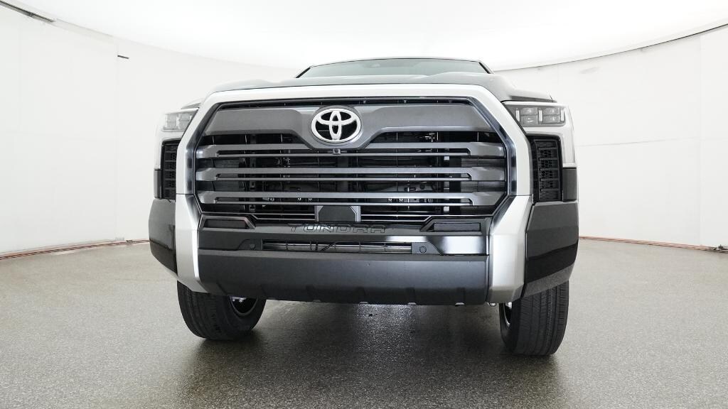 New 2026 Toyota Tundra Limited LIMITED CREWMAX 5.5