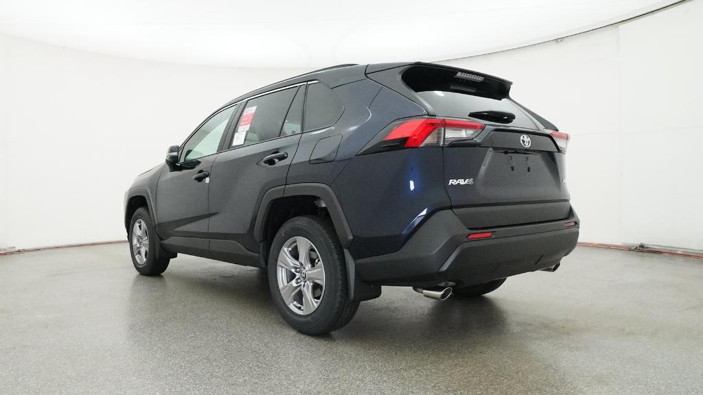 2025 Toyota RAV4 XLE photo 2