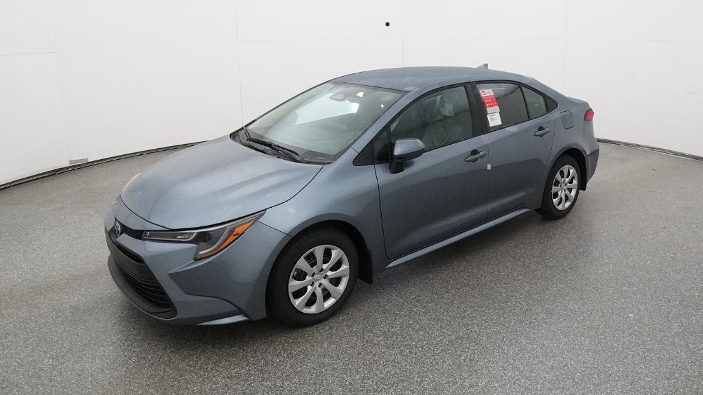 2026 Toyota Corolla LE's photo