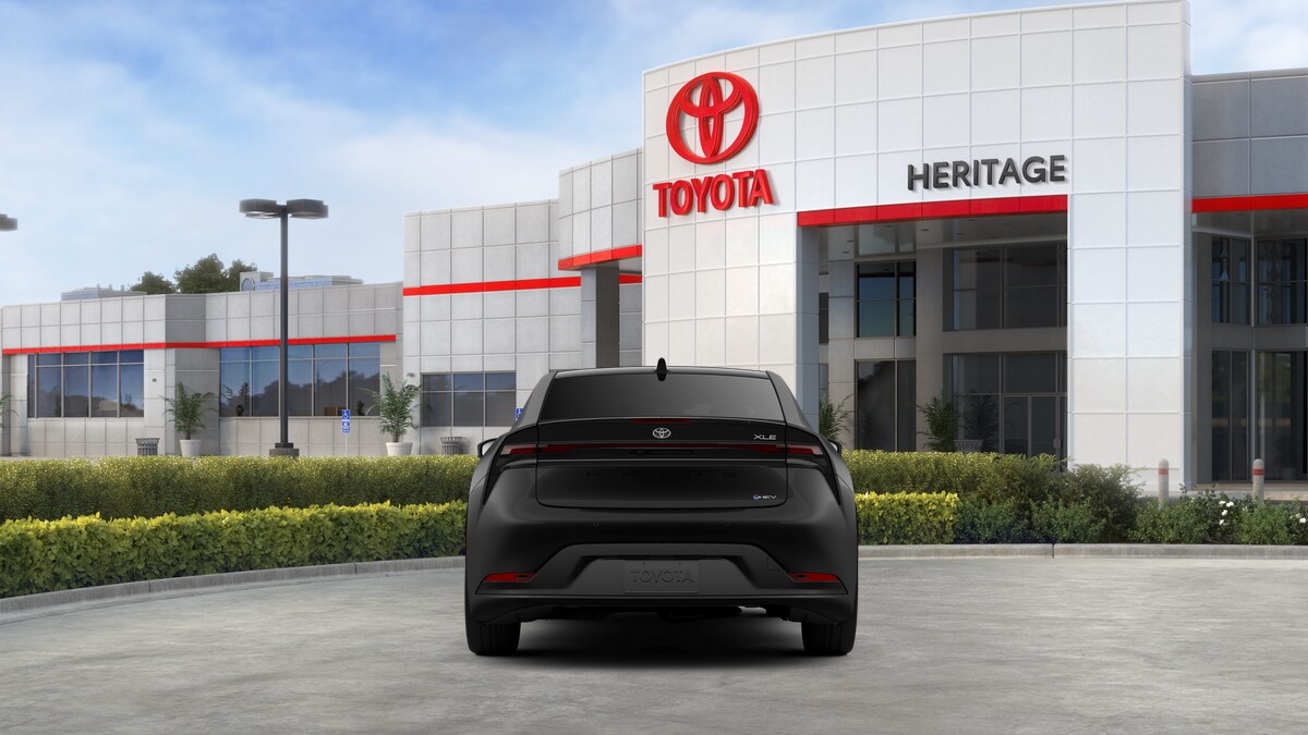 2026 Toyota Prius XLE - Photo 18